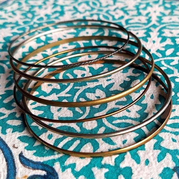 Set of 11 Brass Bangle Bracelets - Picture 4 of 5